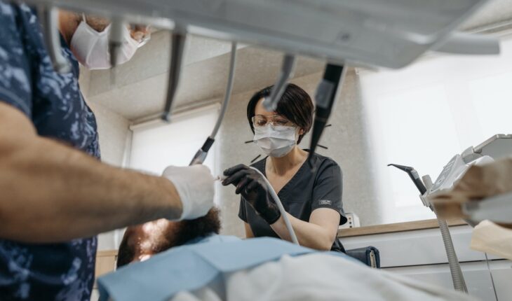 Teeth Straightening: What Are Its Benefits?